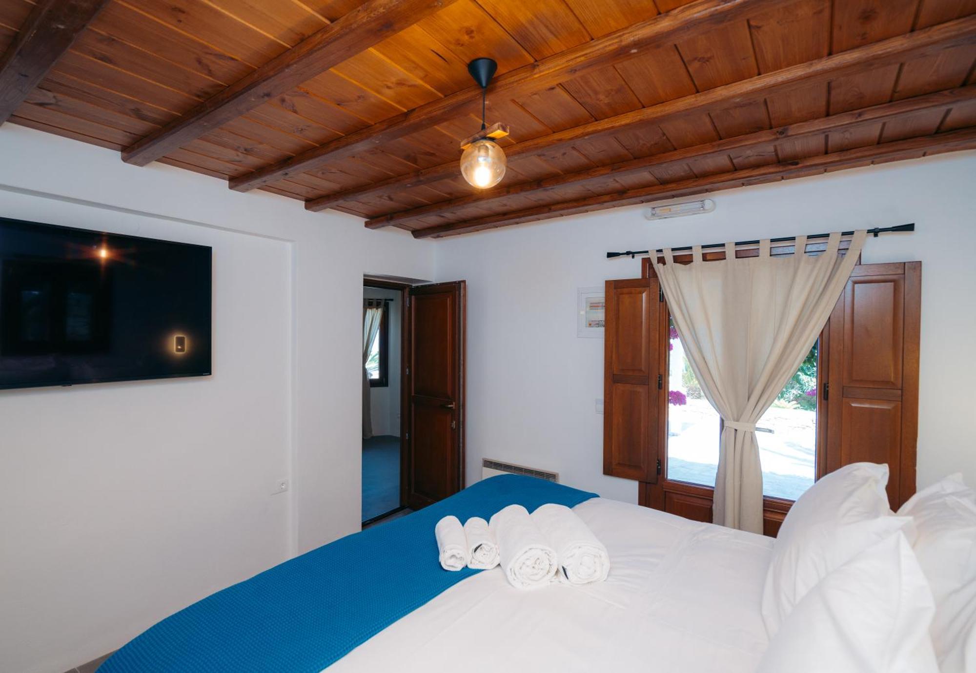 Apartment Loukia *