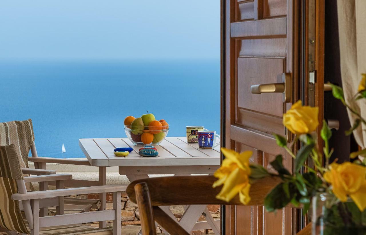 Loukia Apartment Artemonas